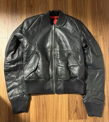 VLONE 가죽 자켓 빨간색 플리스 안감