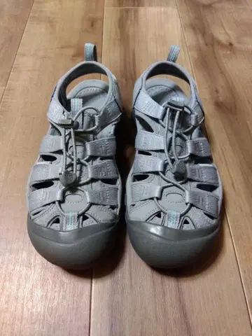KEEN 뉴포트 (그레이) 24.5cm