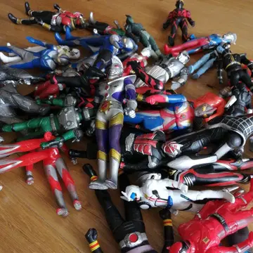 가면라이더 슈퍼전대 히어로 울트라맨 피규어 세트 다수 43체