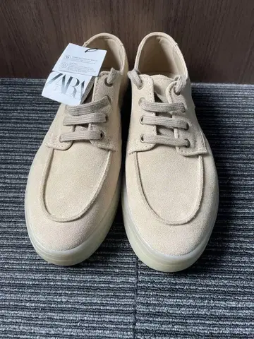 ZARA 베이지 스웨이드 스니커즈