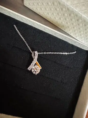 Clementia Decor 목걸이