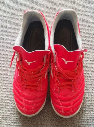 Mizuno Morelia Neo II 핑크/화이트 축구화