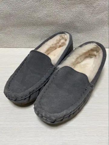 EMU 에뮤 그레이 스웨이드 모카신 슬립온 무스탕