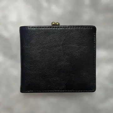 블랙 미사용 새상품 가마구치 2단 접이식 지갑 인조 가죽