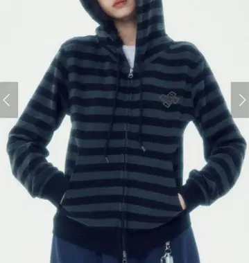 [ runningHIGH ] STRIPE ZIP UP HOODIE