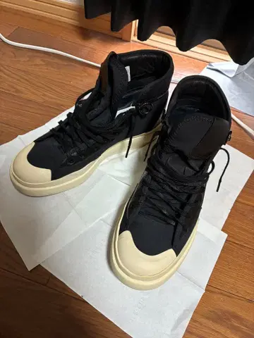 Y-3 하이컷 스니커즈 블랙/베이지