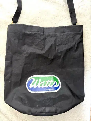 Watts 블랙 숄더 버킷백 블랙