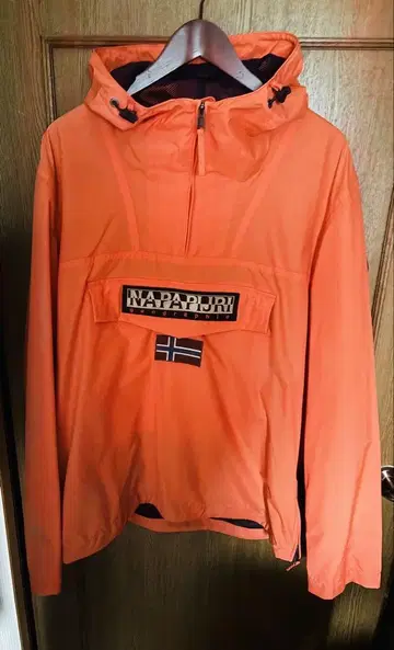 NAPAPIJRI 마운틴 후드티 택 포함 새상품 XL