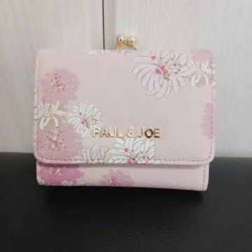 PAUL & JOE 꽃무늬 3단 폴더형 지갑