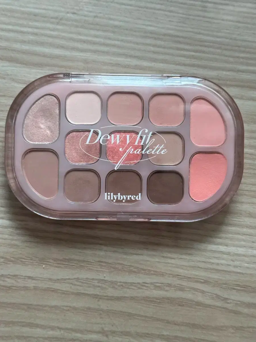 Dewy Fit Palette 05 Almond Milk