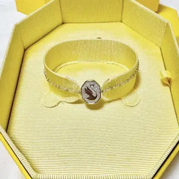 SWAROVSKI 스완 팔찌