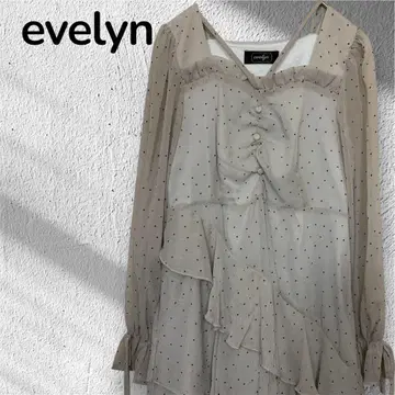 [ 새상품급 ] evelyn 도트 무늬 프릴 원피스 프리 사이즈
