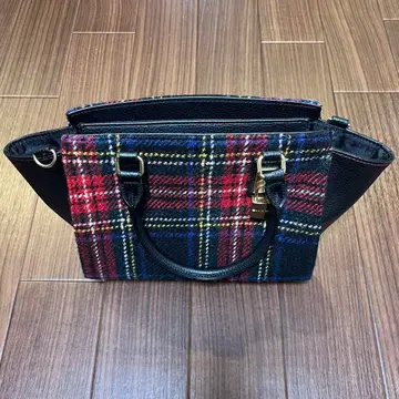 Samantha Thavasa 사만사마인 해리스 트위드 컬렉션