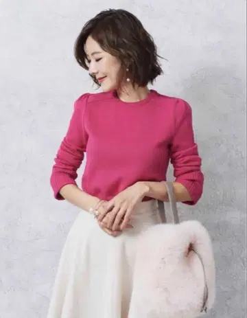 오블리 퍼프 슬리브 니트 핑크