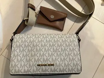 MICHAEL KORS 모노그램 숄더백