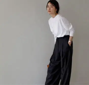 미사용 새상품 deres first class 롱 슬리브 T셔츠