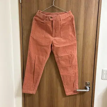 뷔르데사봉의 코듀로이 팬츠