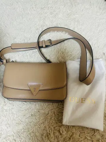GUESS 베이지 숄더백
