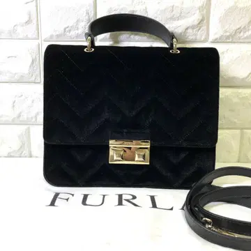 훌라 FURLA 벨라 벨벳 핸드백 레어