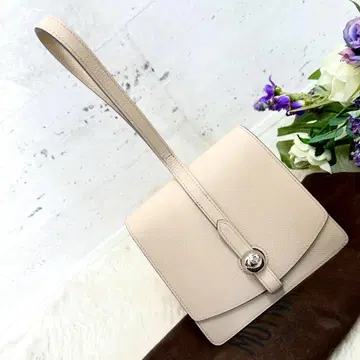 미사용 MOYNAT 모와나 현행 마들렌 백 프랑스제