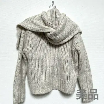 새상품급 ZARA 크림색 V넥 머플러 세트 스웨터 알파카 혼방 S 사이즈