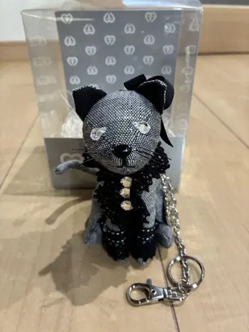 MINA TAN 미나탄 참 준아시다 크리스탈 장식의 고양이 참