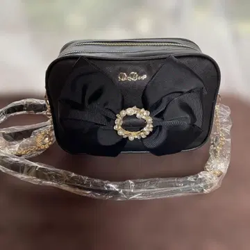 리즈리사 리본 포함 블랙 나일론 숄더백