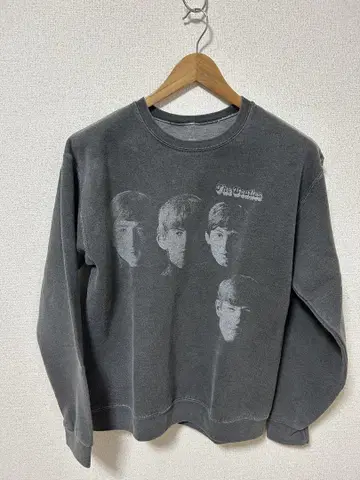 THE BEATLES 그래픽 맨투맨 다크 그레이