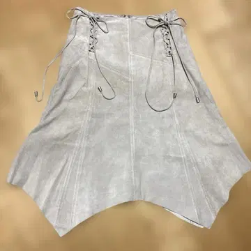 [ petit Poudre ] 그레이 스웨이드풍 플레어 스커트