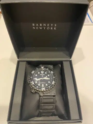300개 한정판 지우지아로 디자인 바니스 별주 SEIKO 프로스펙스