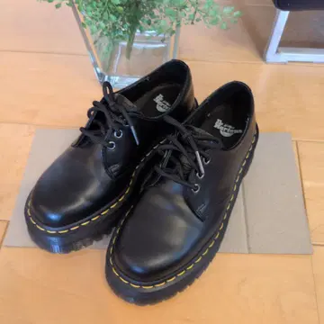 닥터마틴 Dr.Martens 3홀 QUAD 통굽 1461