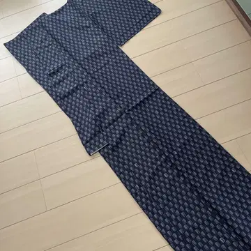 기모노 체크 패턴 네이비 폴리에스테르