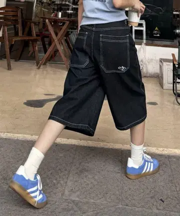 [ MEMECLE ] 자수 스티치 와이드 릴랙스 하프 데님 팬츠