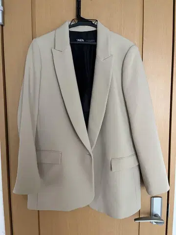 ZARA 베이지 테일러드 자켓 L