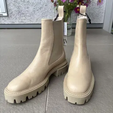 ZARA 베이지 사이드 고어 부츠 37