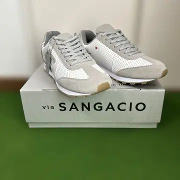 via SANGACIO x BRANDALISED 콜라보 뉴즈 굿즈 포함