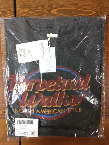 Ungrid 투어 로고 루즈 Tee