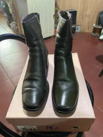 다크 그린 사이드 고어 부츠 중간 힐