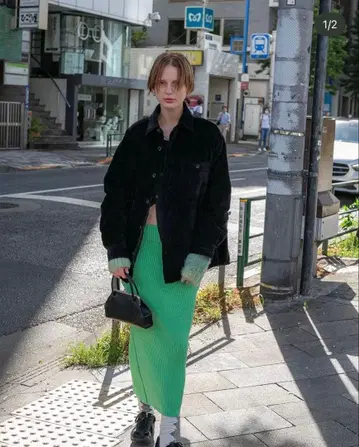 perverze Puffer Shirts
