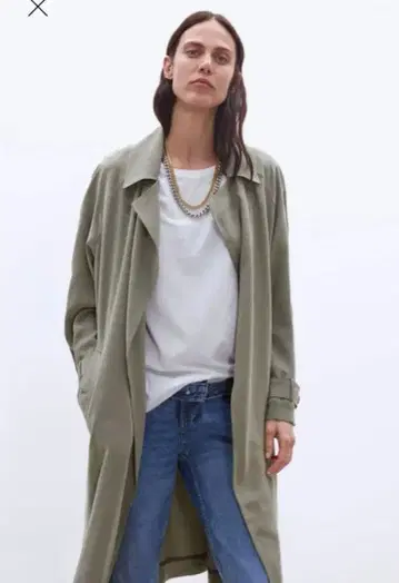 ZARA 자라 포켓 부착 플루이드 트렌치코트 XS