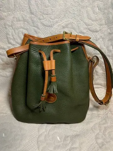 올리브 그린 가죽 버킷 백