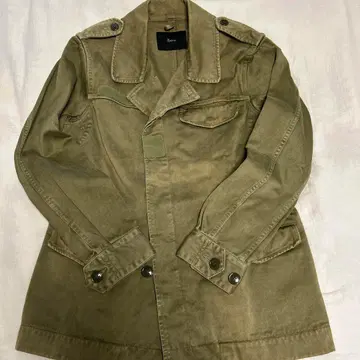 주말 가격 인하 투모로우랜드 에디션 Edition 일본제 53,900엔