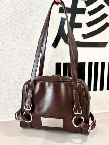 Matin Kim 스퀘어 숄더백 다크