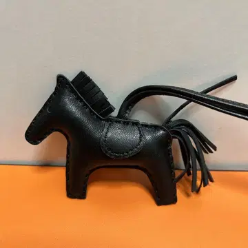 말 참 블랙 가죽 본격적