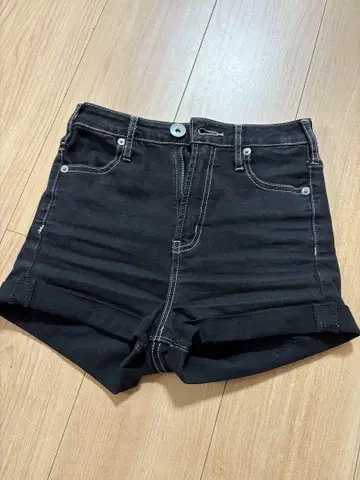 블랙 XS 숏팬츠