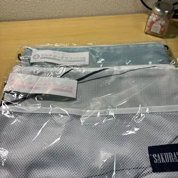 사쿠라자카46 복권 멀티 파우치 사코슈상 2종 세트