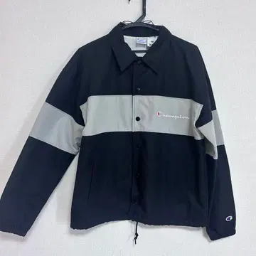 Xgirl x Champion 버튼 부착 자켓