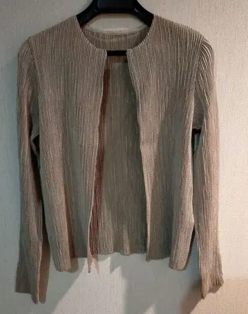 SPECCHIO PLEATS 플리츠 노카라 가디건 40