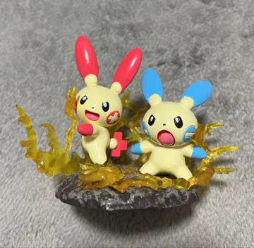 포켓몬 배틀 콜로세움 피규어 플러스르&마이난 포켓몬 센터