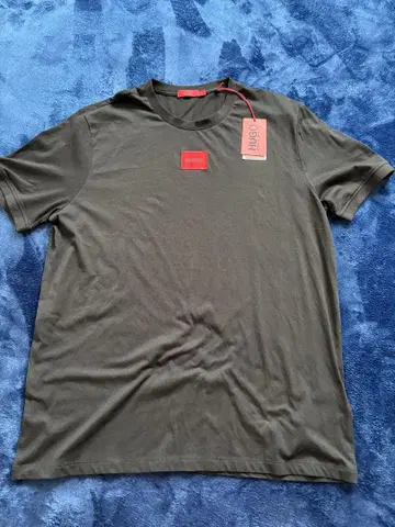 HUGO BOSS 블랙 T셔츠